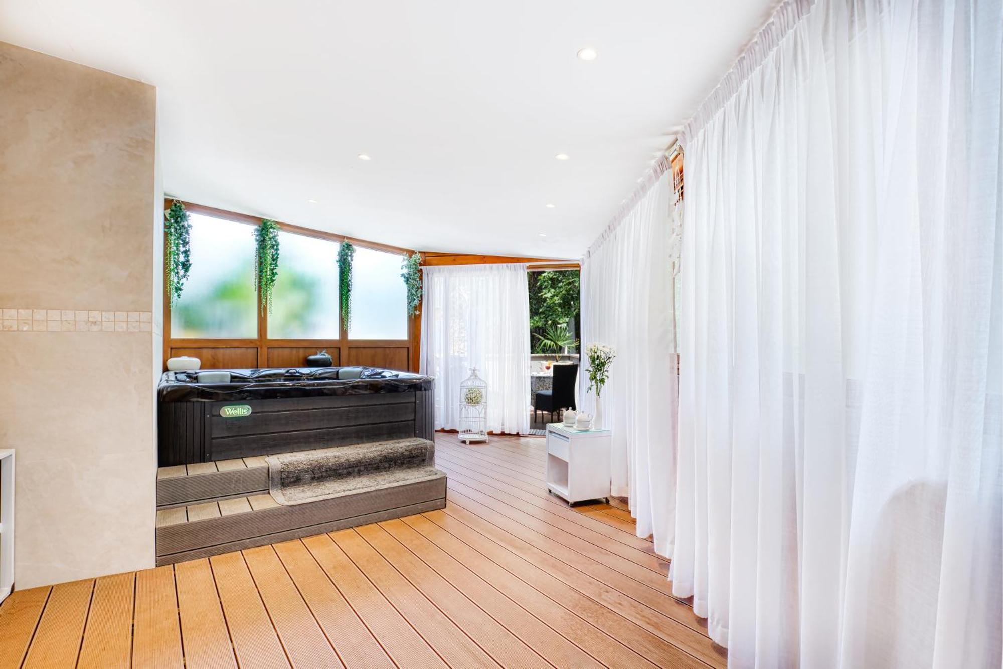 Boutique Hotel Santa Maria Novigrad  Bagian luar foto