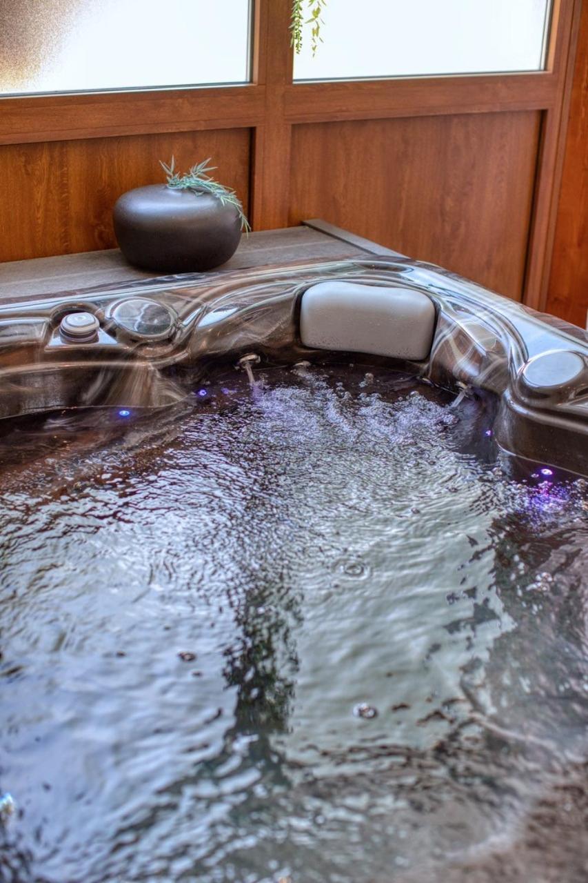 Boutique Hotel Santa Maria Novigrad  Bagian luar foto