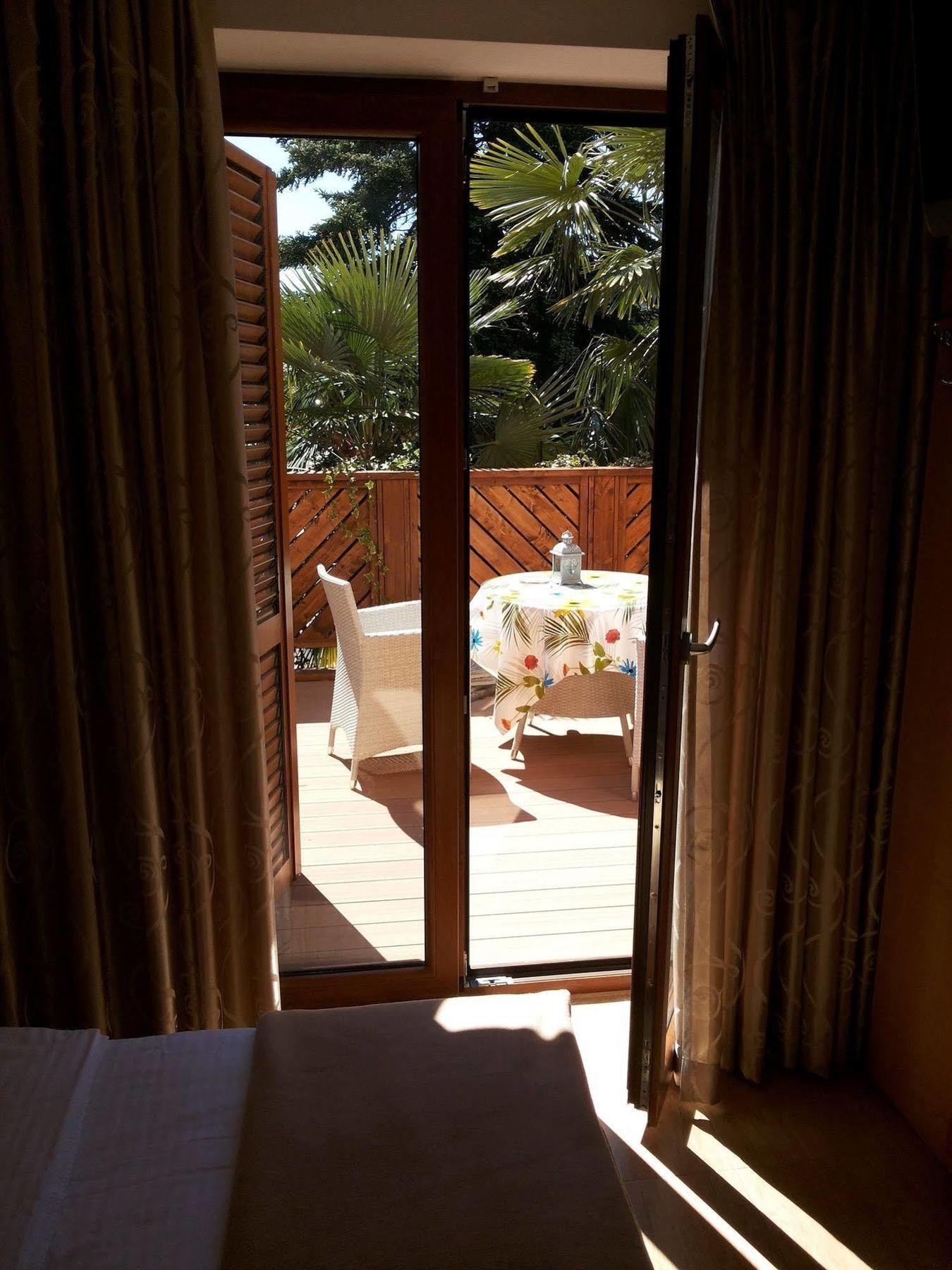 Boutique Hotel Santa Maria Novigrad  Bagian luar foto