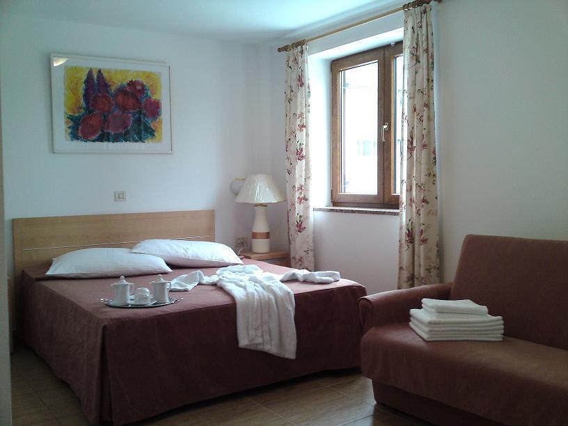 Boutique Hotel Santa Maria Novigrad  Ruang foto